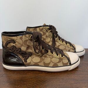 Coach Women’s Signature C Garcia ankle high top sneaker shoe size 8.5